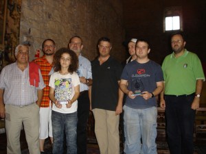 Foto de los premiados y autoridades